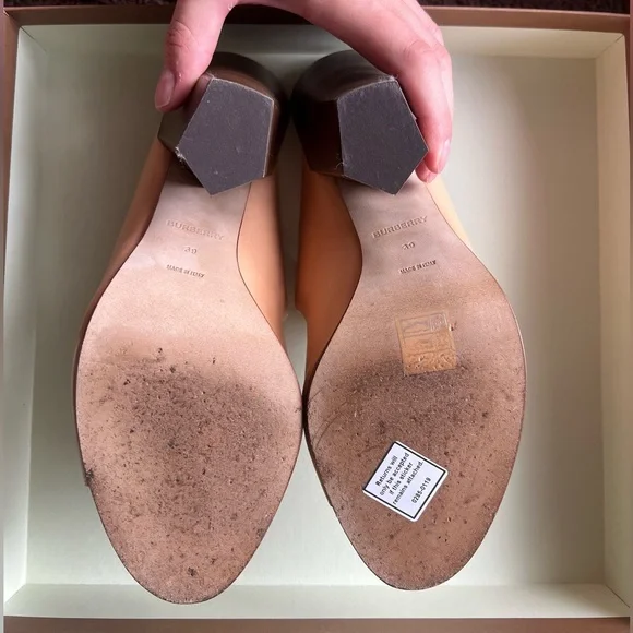Burberry Leather KIERSTEN Mules - Picture 6 of 10